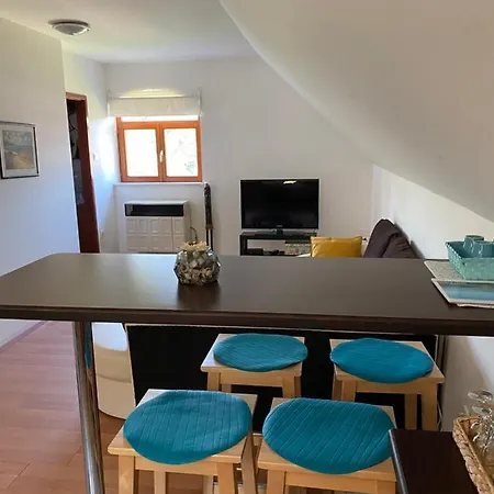 호텔 Szalma Vendeghaz *