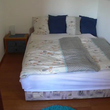 Szalma Vendeghaz 호텔 *