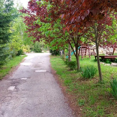 Szalma Vendeghaz 호텔