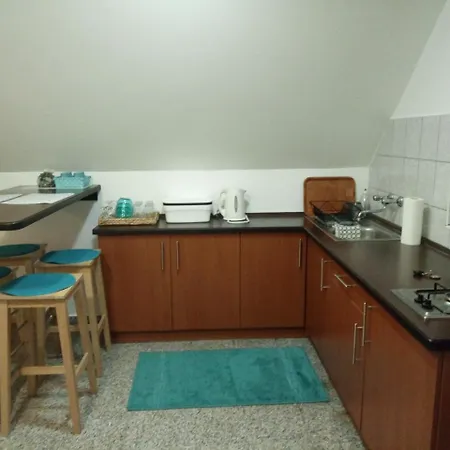 Szalma Mogyorósbánya